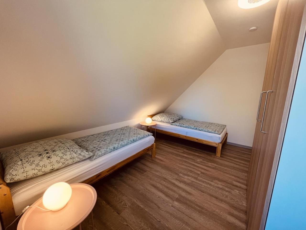 Holmblick - Boddenblick, Balkon, 2 Schlafzimmer, 4 Personen Born Eksteriør billede